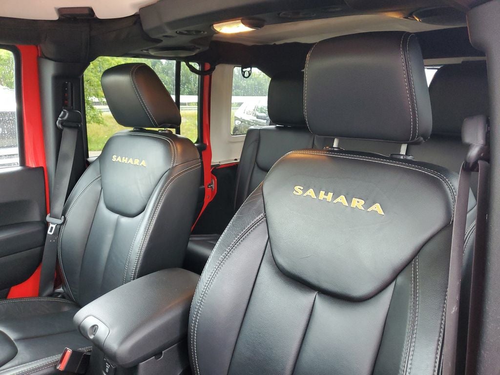 2013 Jeep Wrangler Unlimited Sahara
