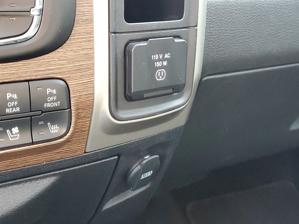 2017 RAM 1500 Laramie