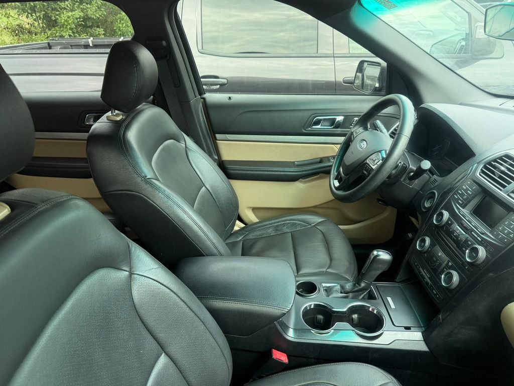 2016 Ford Explorer Base