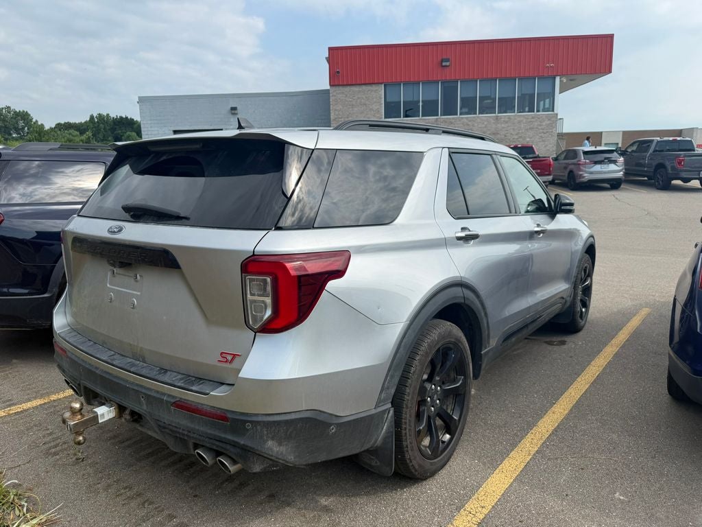 2022 Ford Explorer ST