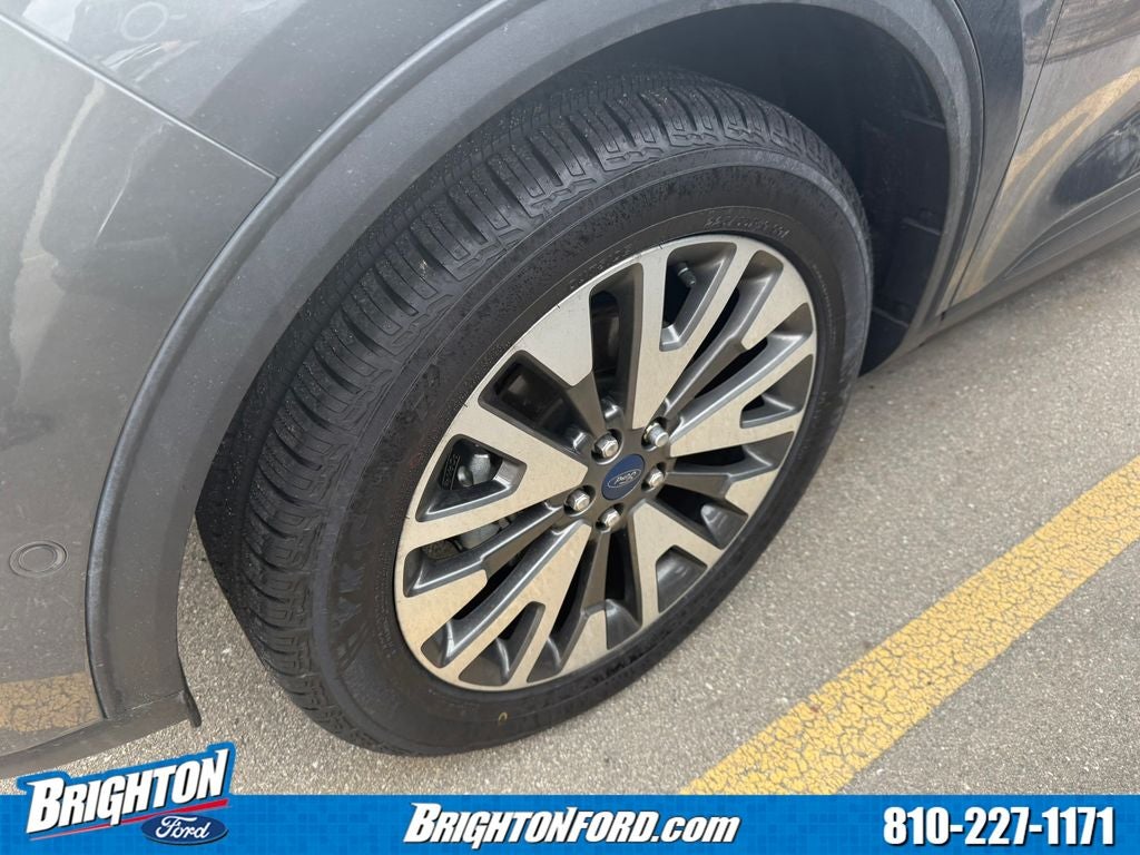 2020 Ford Escape Titanium