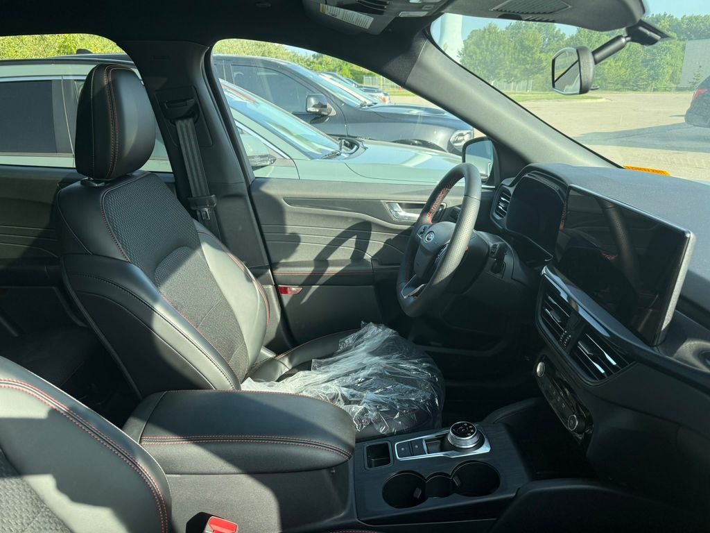 2026 Ford Escape Hybrid ST-Line Select