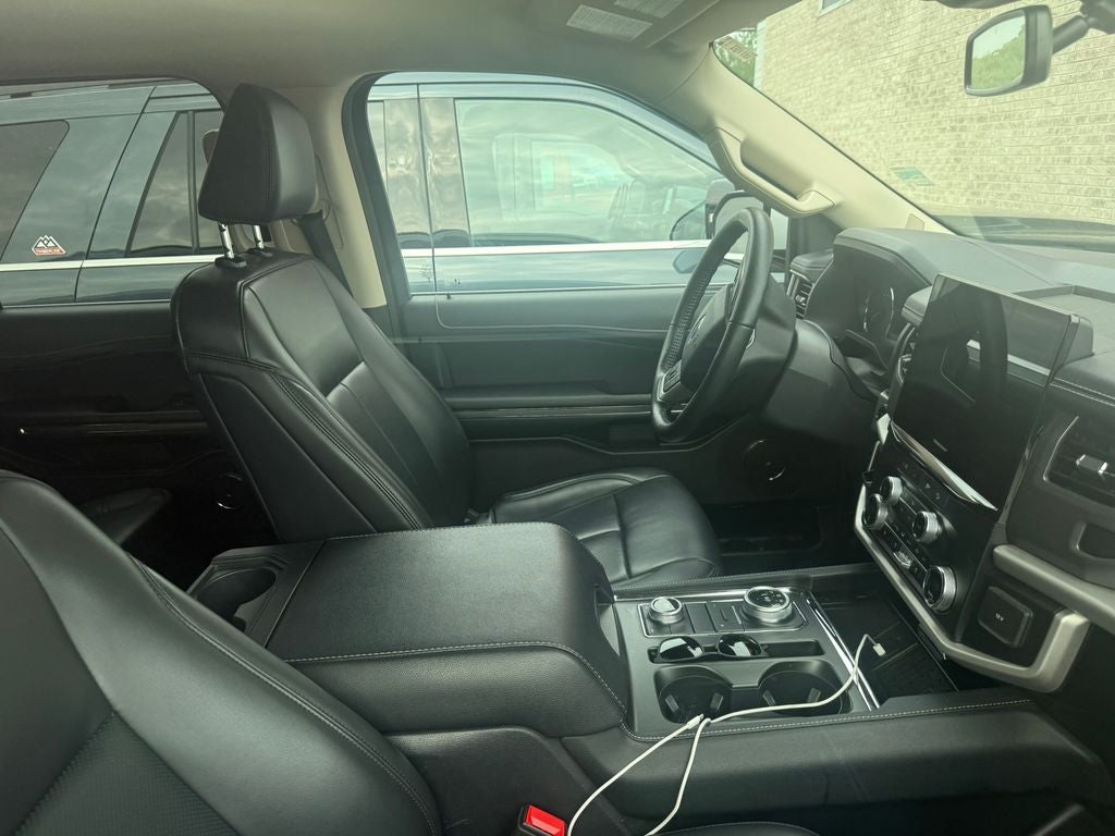 2023 Ford Expedition Max XLT