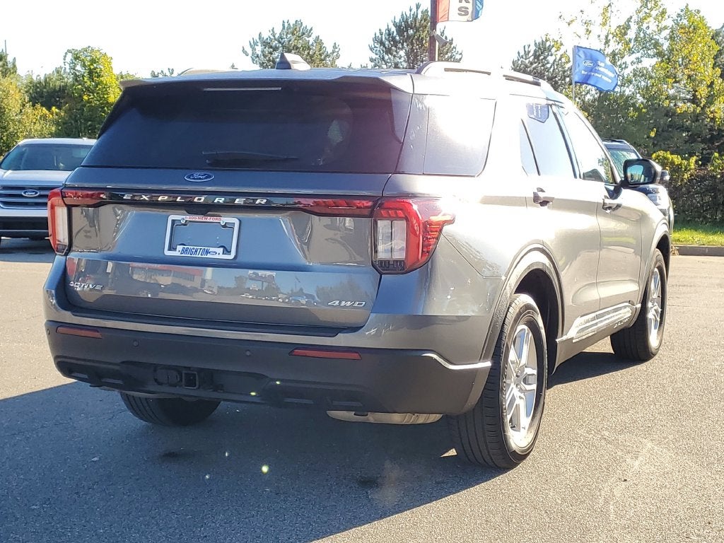 2025 Ford Explorer Active