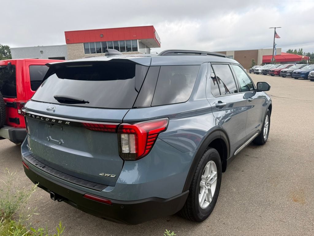 2025 Ford Explorer Active