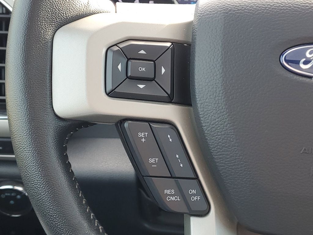 2022 Ford F-350SD Lariat