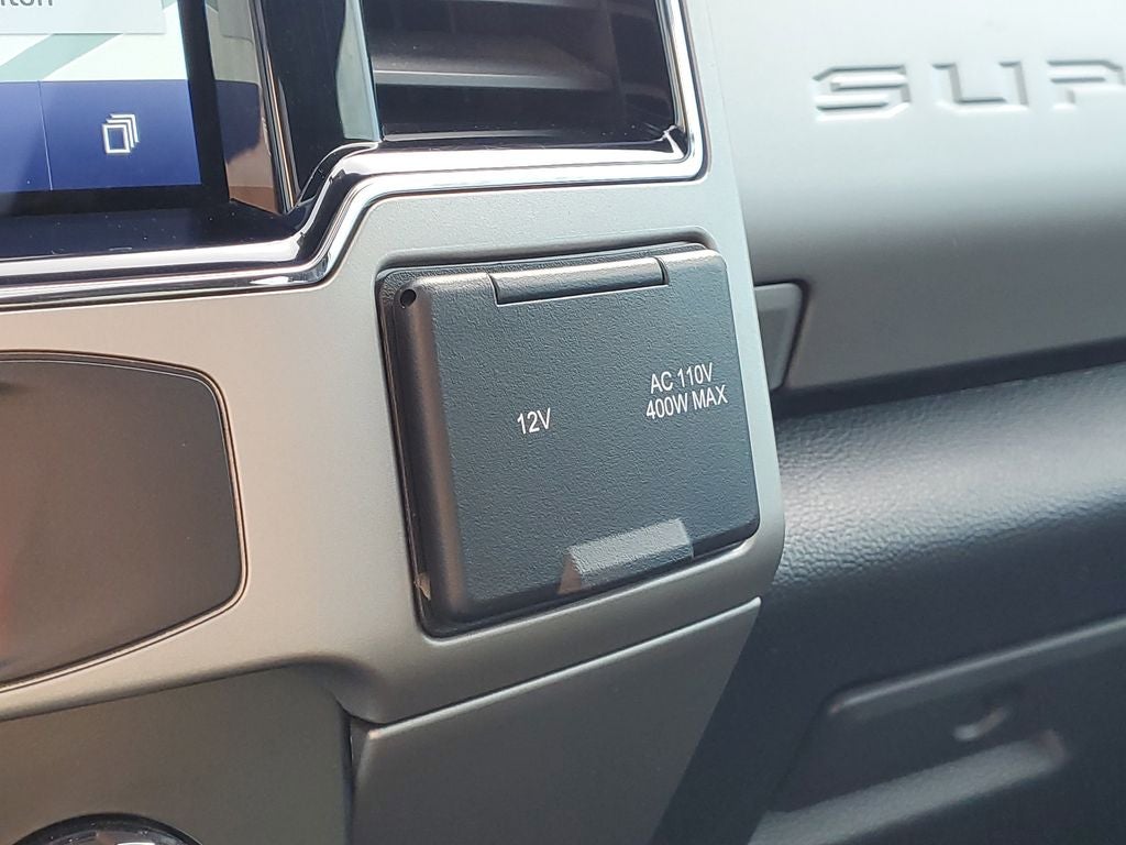 2022 Ford F-350SD Lariat