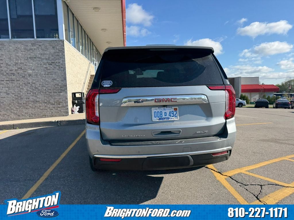 2023 GMC Yukon SLT