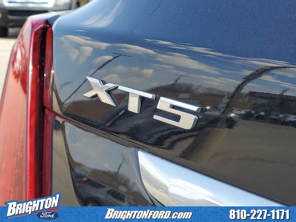 2020 Cadillac XT5 Premium Luxury