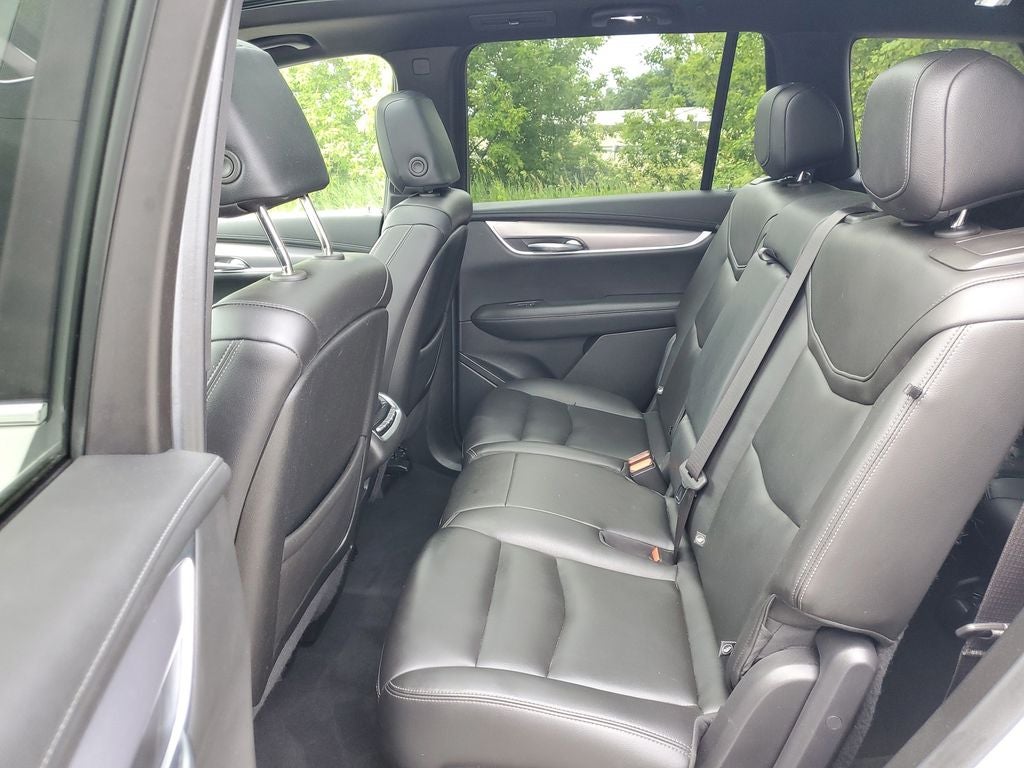2023 Cadillac XT6 Luxury