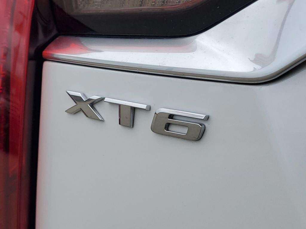 2023 Cadillac XT6 Luxury