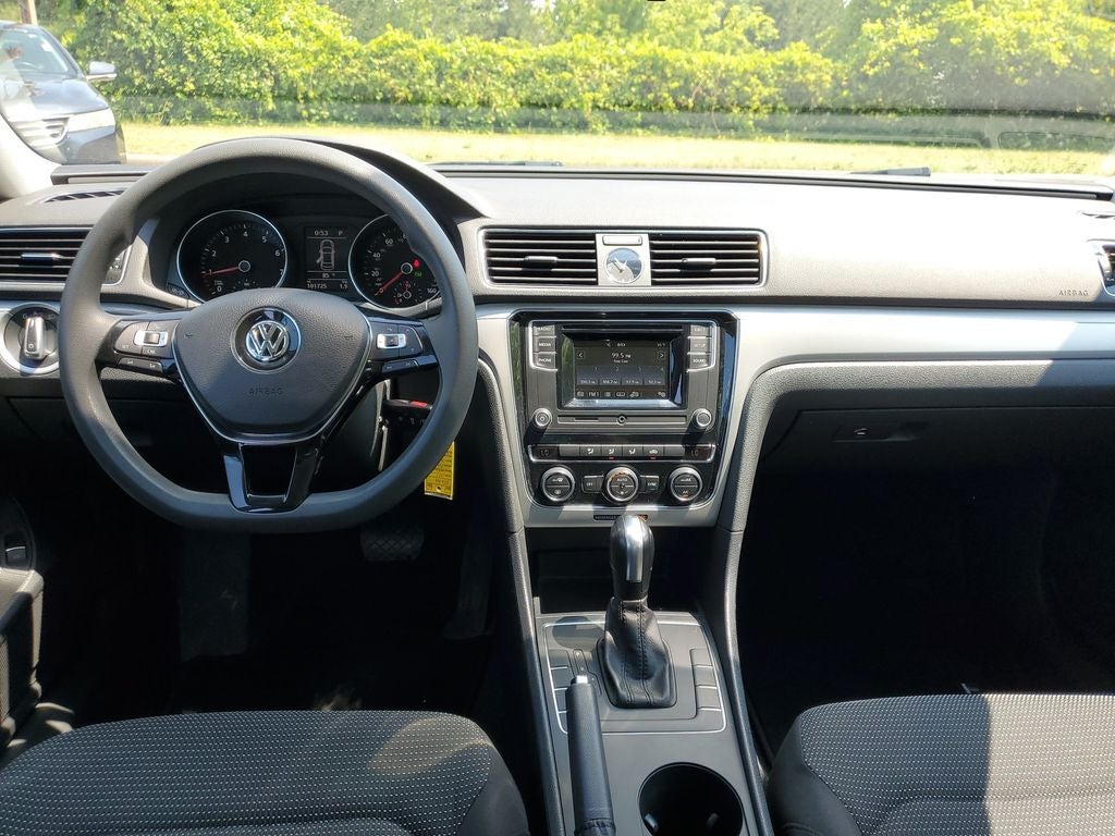 2017 Volkswagen Passat 1.8T S