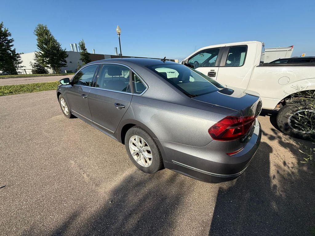 2017 Volkswagen Passat 1.8T S