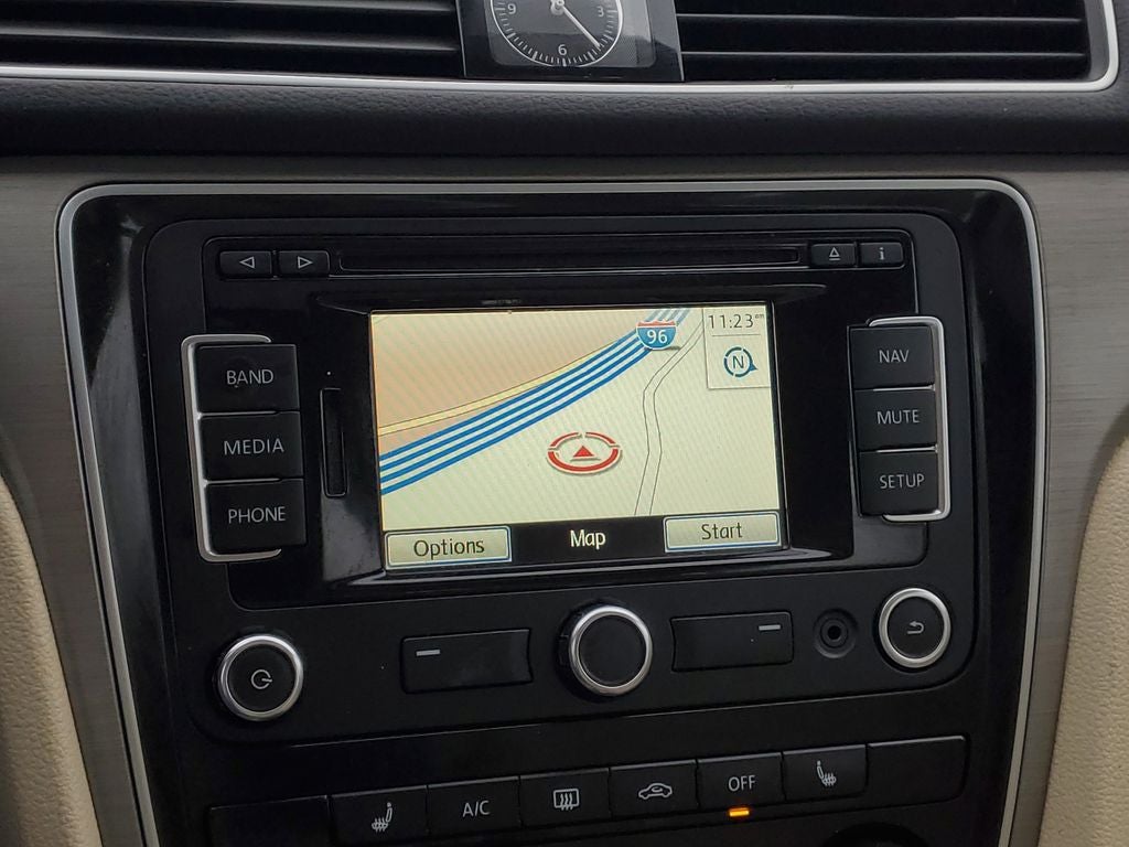 2014 Volkswagen Passat 1.8T SE