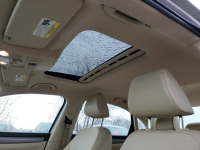 2014 Volkswagen Passat 1.8T SE