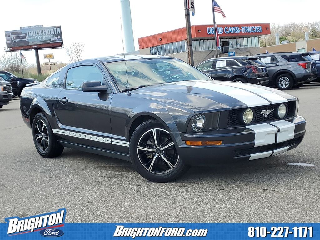 2007 Ford Mustang V6 Deluxe's photo
