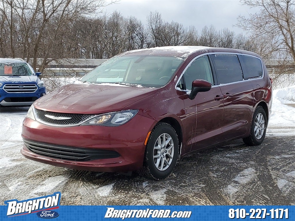 Used 2017 Chrysler Pacifica Touring with VIN 2C4RC1DG8HR509024 for sale in Brighton, MI