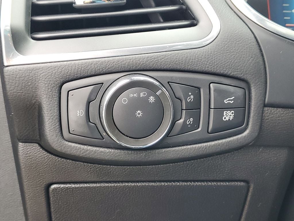 2021 Ford Edge ST