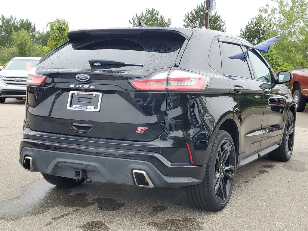 2021 Ford Edge ST