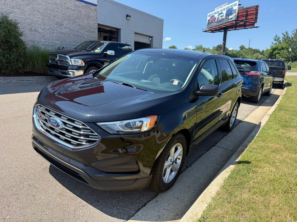 2020 Ford Edge SE