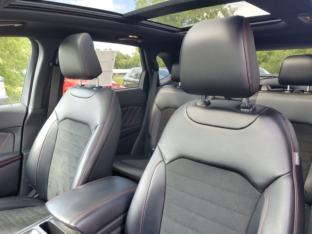 2024 Ford Edge ST Line