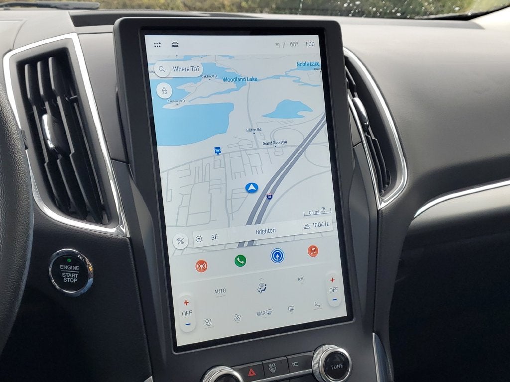 2023 Ford Edge Titanium