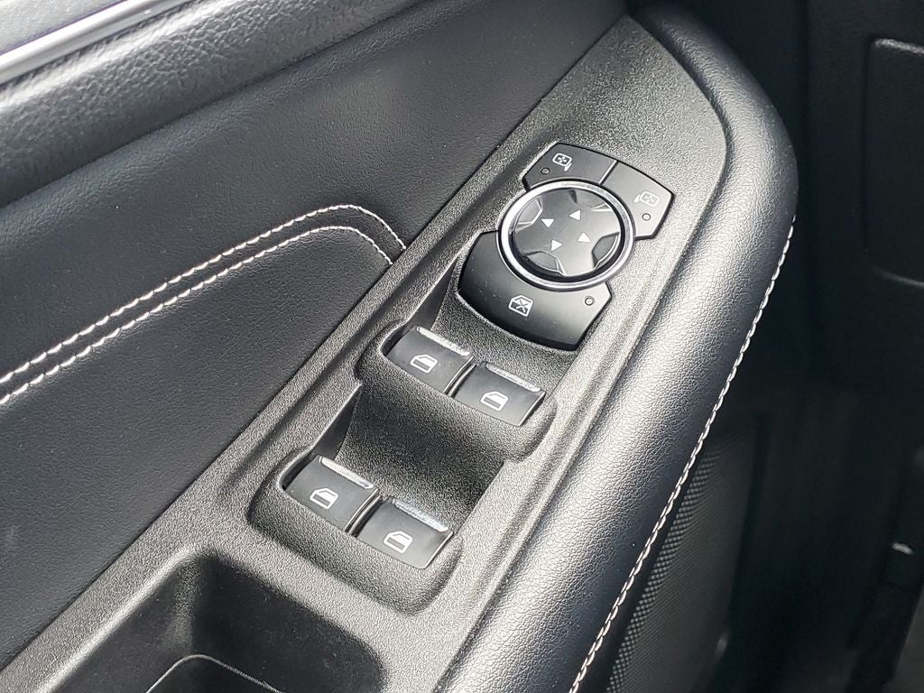 2023 Ford Edge Titanium