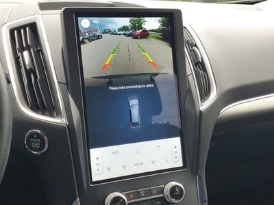 2023 Ford Edge Titanium