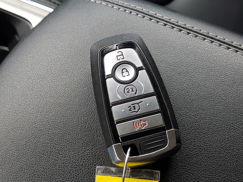2023 Ford Edge Titanium