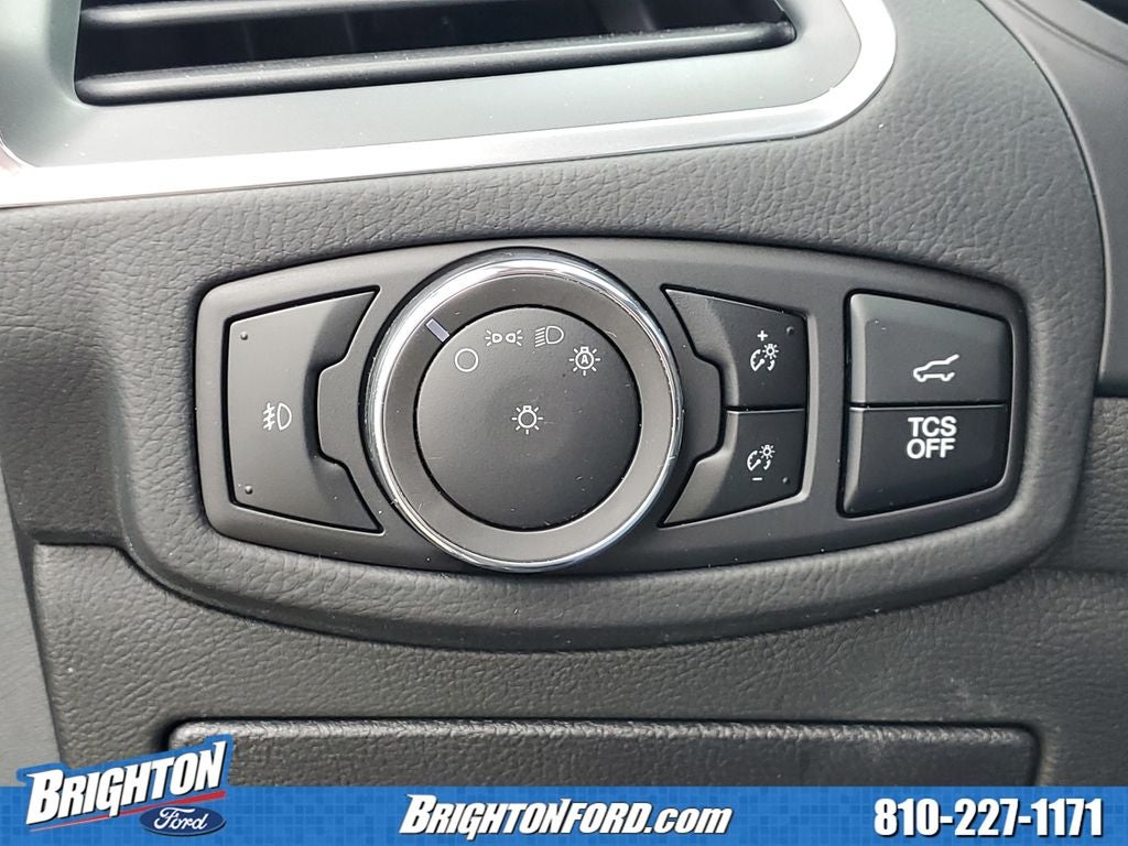 2023 Ford Edge Titanium