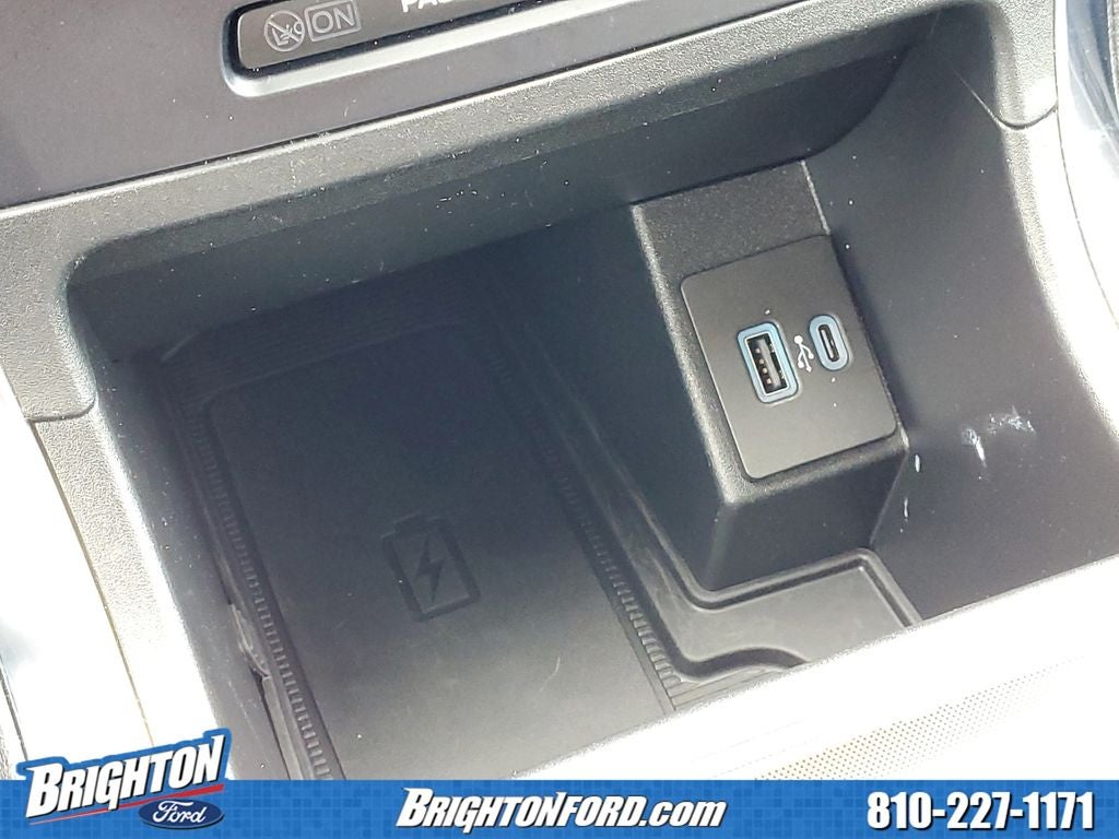 2023 Ford Edge Titanium