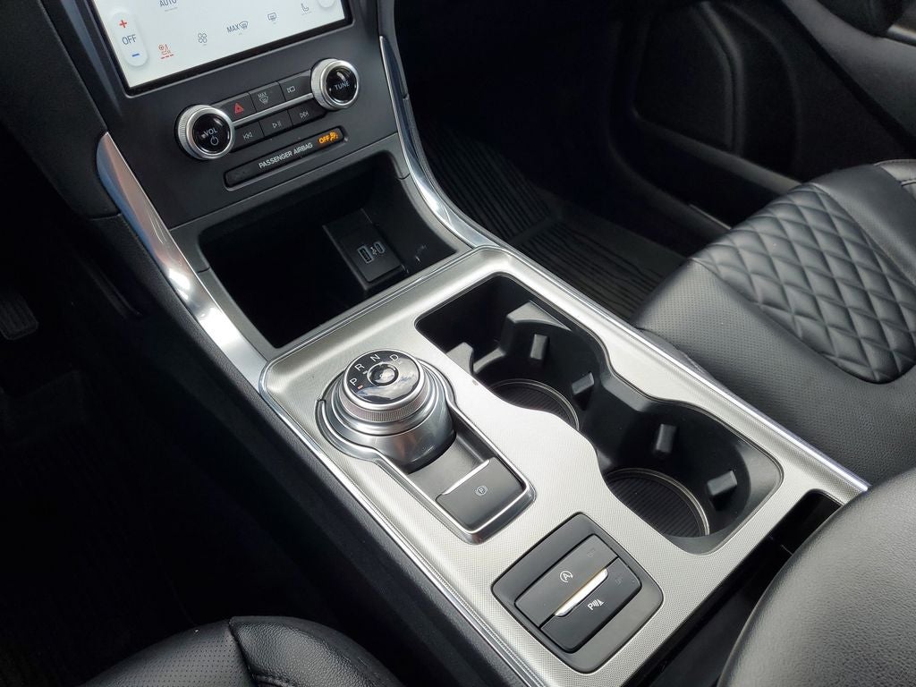2023 Ford Edge Titanium