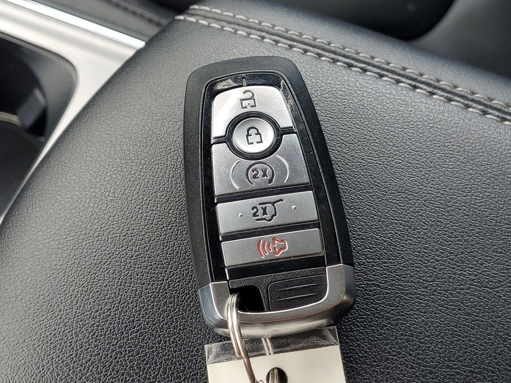 2023 Ford Edge Titanium