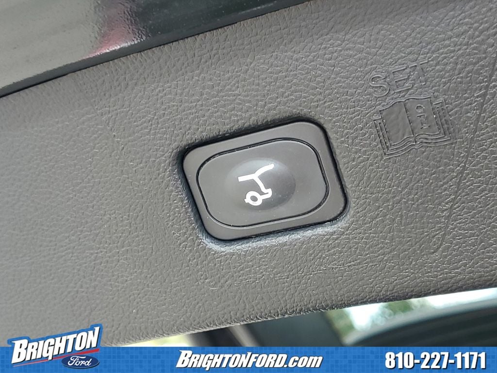 2023 Ford Edge Titanium