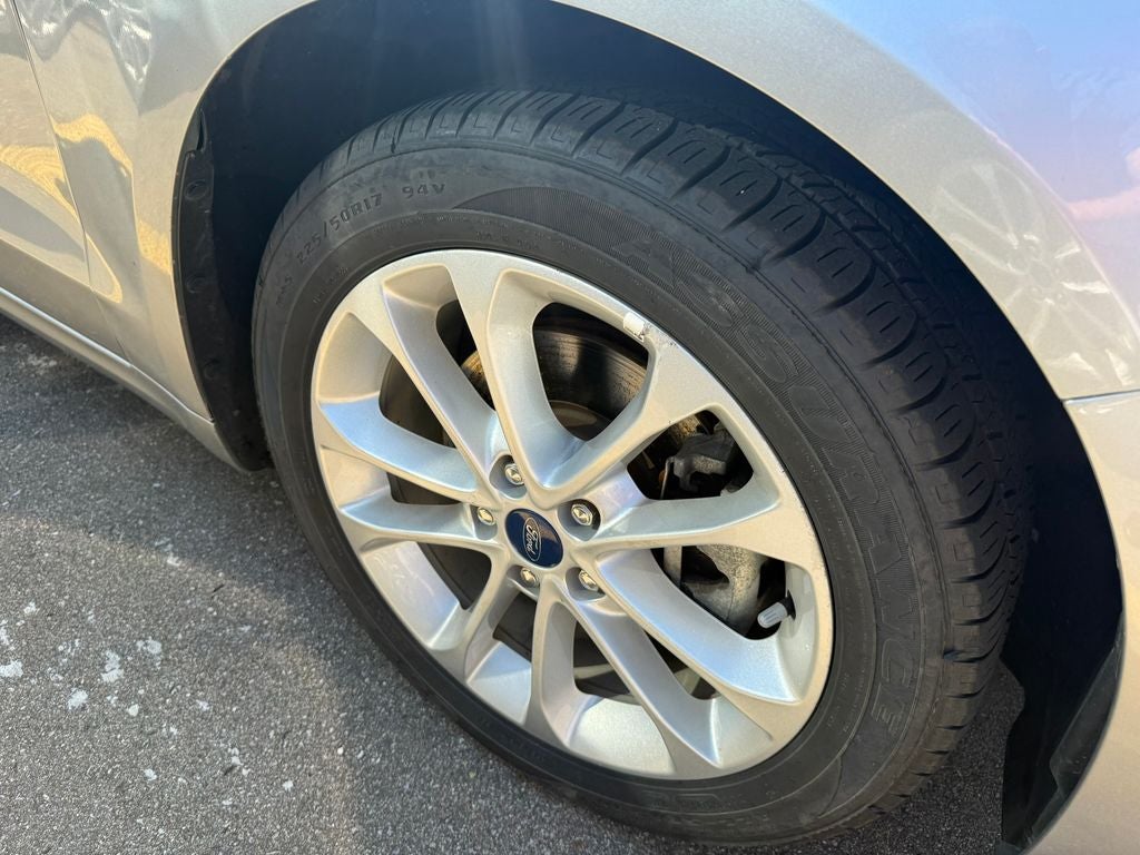 2020 Ford Fusion Hybrid SE