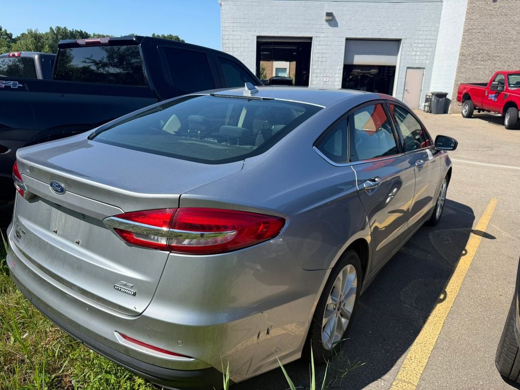 2020 Ford Fusion Hybrid SE