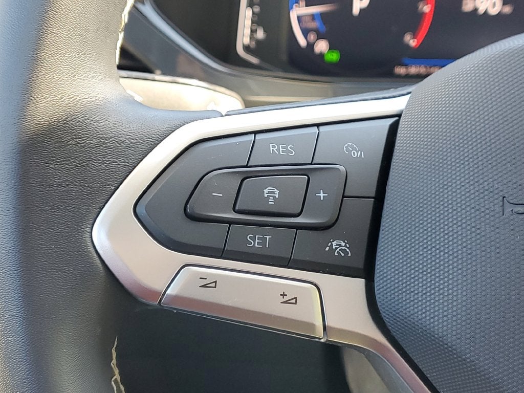 2024 Volkswagen Taos 1.5T SEL