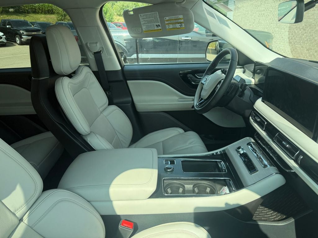 2025 Lincoln Aviator Reserve Premium