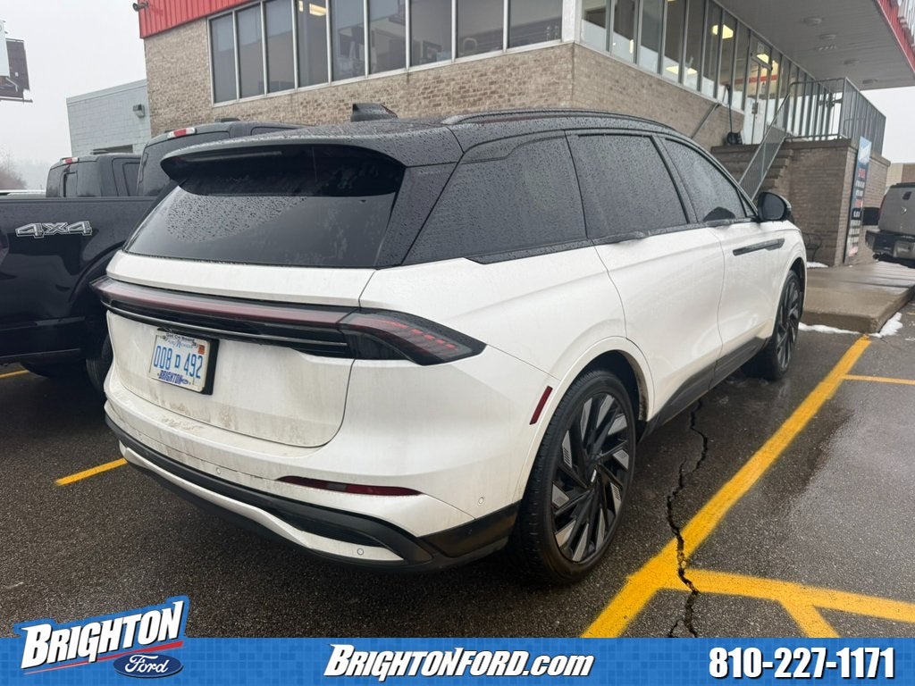 2024 Lincoln Nautilus Reserve