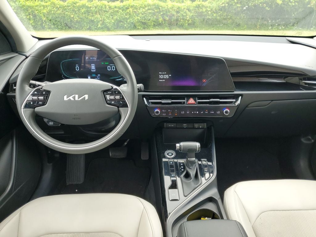 2023 Kia Niro EX