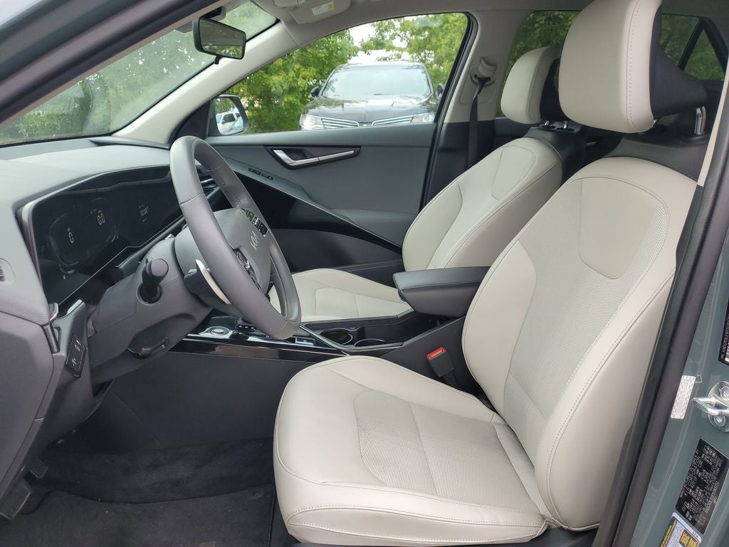 2023 Kia Niro EX