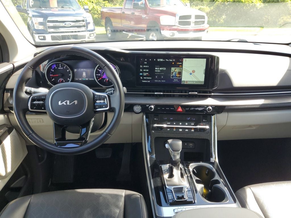 2024 Kia Carnival EX