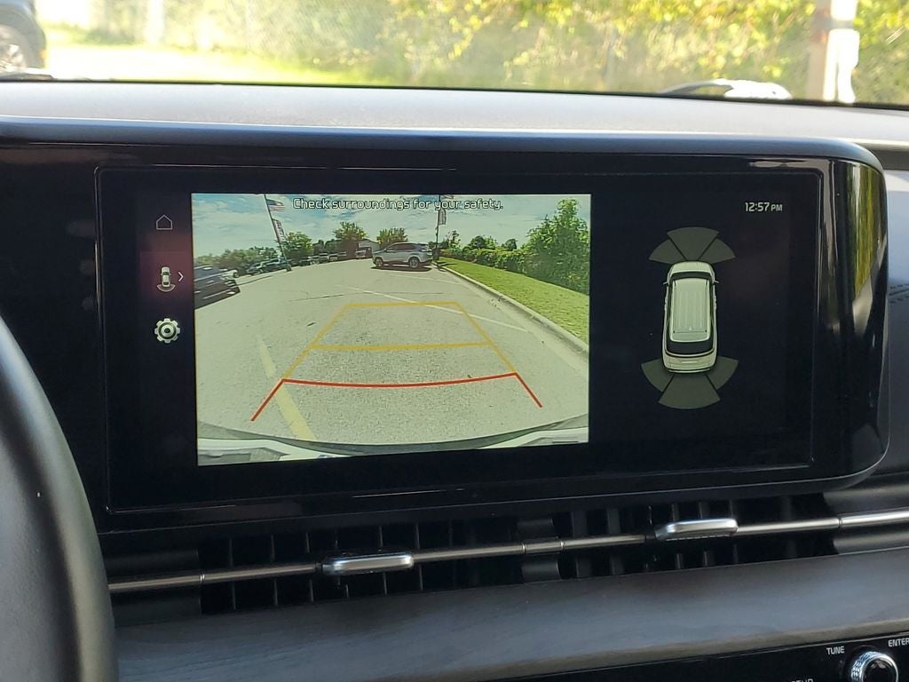 2024 Kia Carnival EX