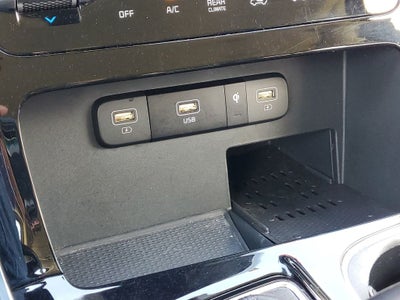 2024 Kia Carnival EX