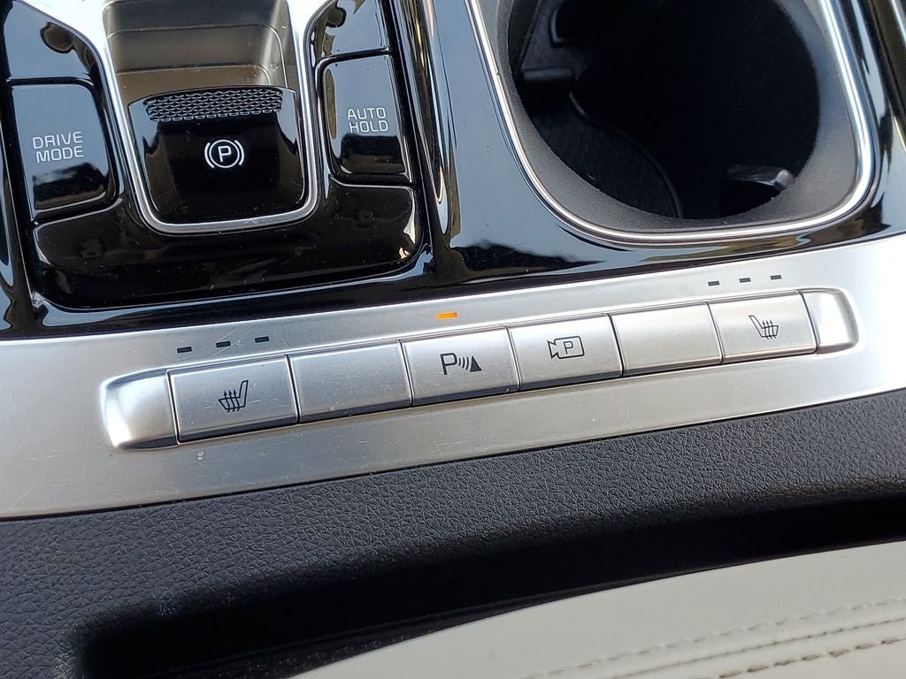 2024 Kia Carnival EX