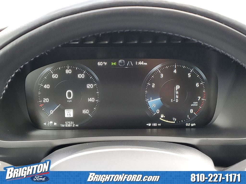 2022 Volvo XC90 T5 Momentum