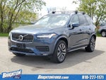 2022 Volvo XC90 T5 Momentum