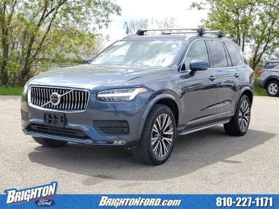 2022 Volvo XC90 T5 Momentum