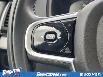 2022 Volvo XC90 T5 Momentum